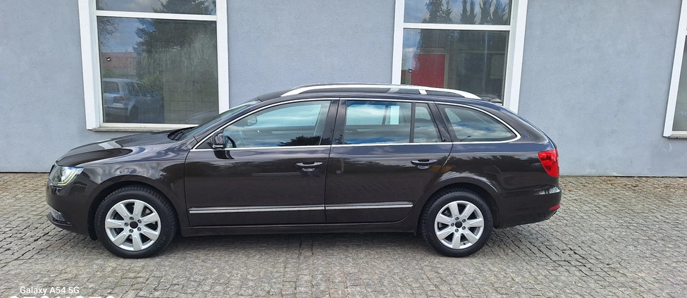 Skoda Superb cena 39999 przebieg: 202000, rok produkcji 2013 z Jawor małe 254